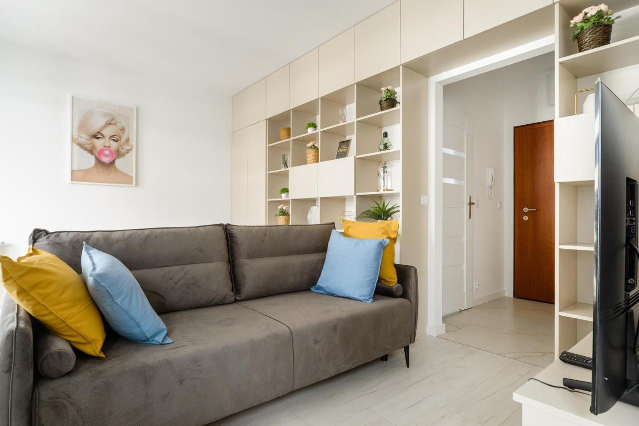 Butas Modern Near Arkadia Center *