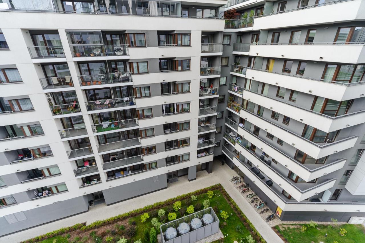 Butas Modern Near Arkadia Center *